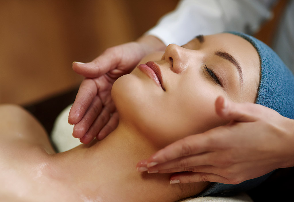 Lymphatic Drainage Facial