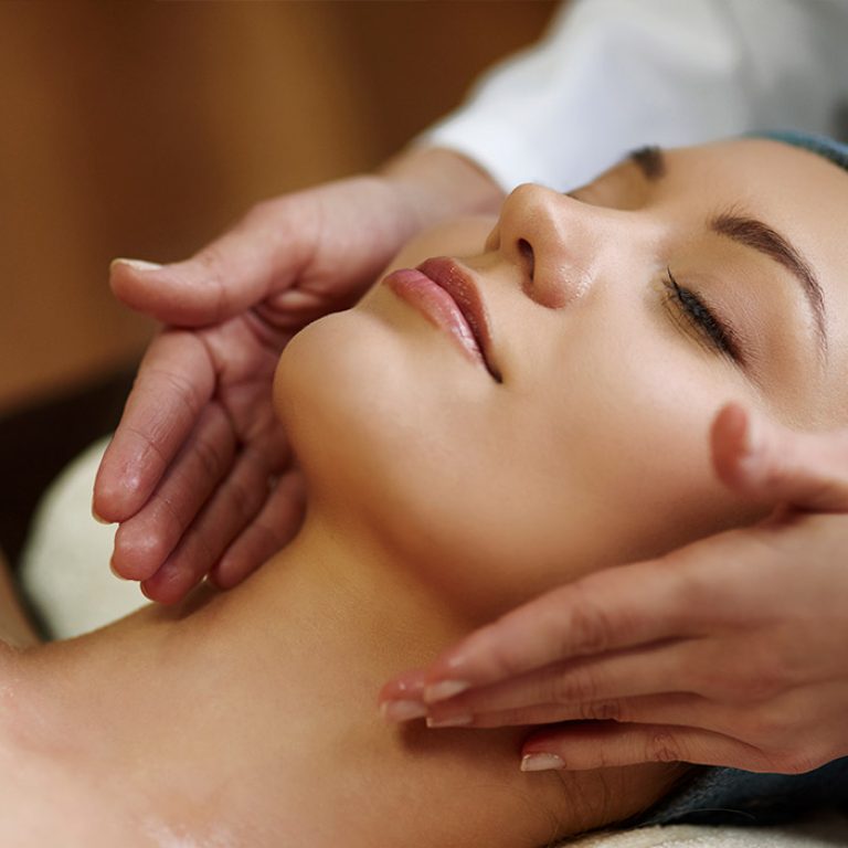 Lymphatic Drainage Facial
